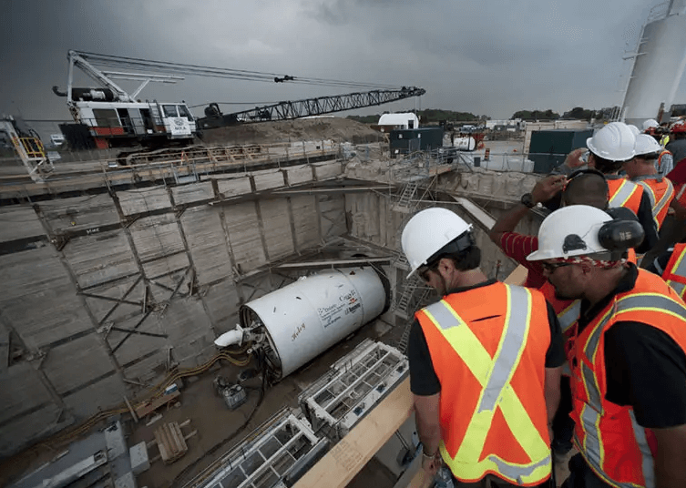 (圖:盾構(gòu)工程施工)